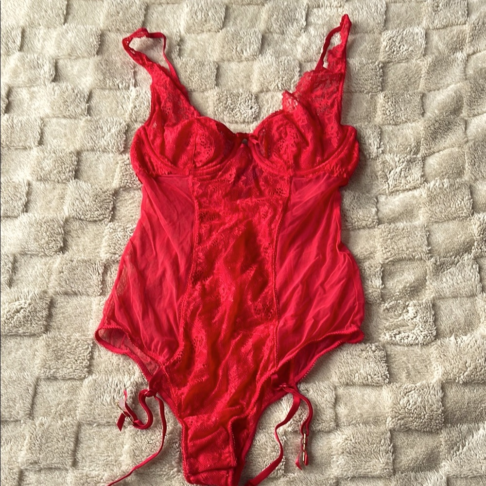 VICTORIA’s SECRET Red Lace Little Teddy Lingerie 36B